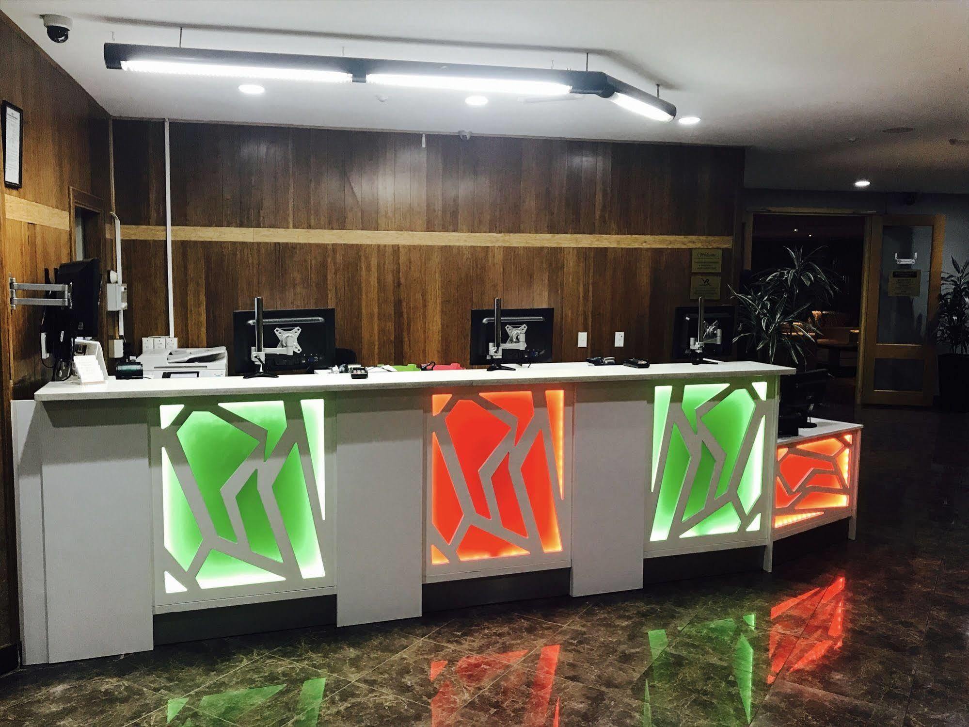 Ostello Kiwi Airport Backpackers Auckland Esterno foto
